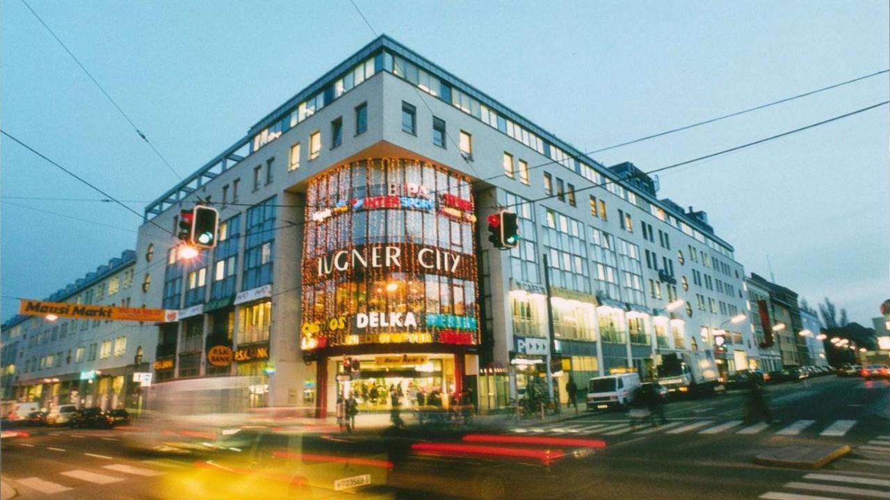 Shopping Center 8 Apartment Wien